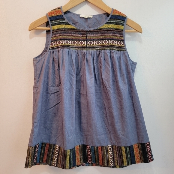 Pleione Tops - Pleione Chambray and Embroidered Sleeveless Blouse Size XS